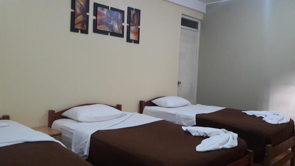 Boton De Oro Hotel Tambopata Esterno foto